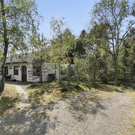 1531-aakirkeby-poserekrogen-17 *